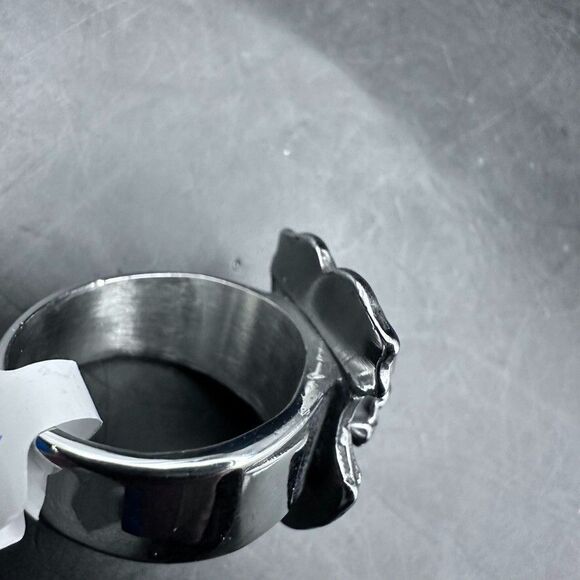 Pirate Mounted Skull Mens Ring 10 Rock Biker Gothic Stainless Steel Shield - Picture 6 of 13